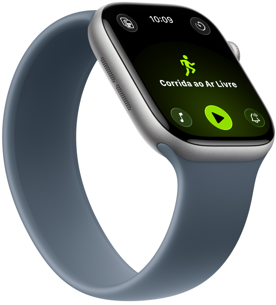 Apple Watch Series 11 com caixa cinza-espacial de alumínio, treino Corrida ao Ar Livre, controles do Apple Music na parte inferior da tela, pulseira loop solo azul-ancora.