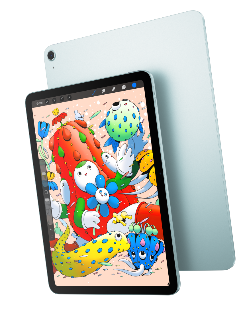 ?n d?? yüzey, ekran?nda Procreate uygulamas? g?rülen 11 in? iPad Air modeli mavi renkli bir iPad Air’in arka d?? yüzeyinin üzerinde duruyor
